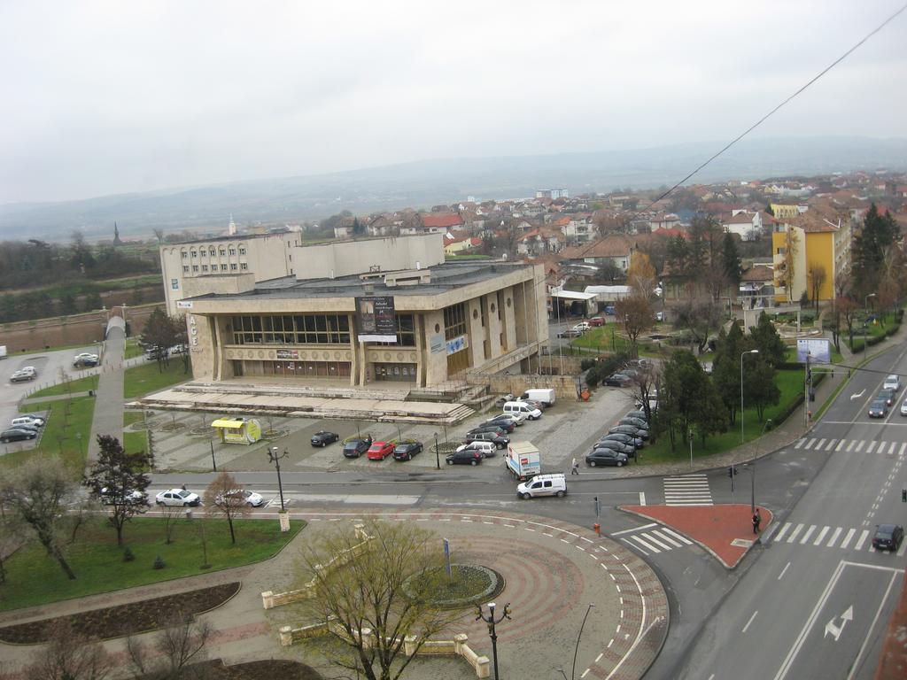 Panoramic Apartment Alba Iulia Ngoại thất bức ảnh